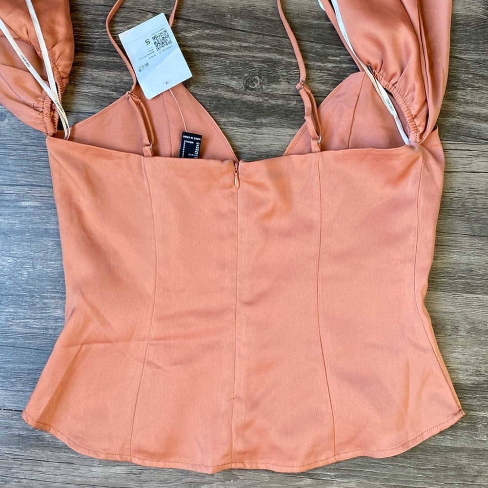 NWT Forever 21 Satin Corset Top Rust Orange Off Shoulder Long Puff Sleeve Size S - Picture 2 of 6